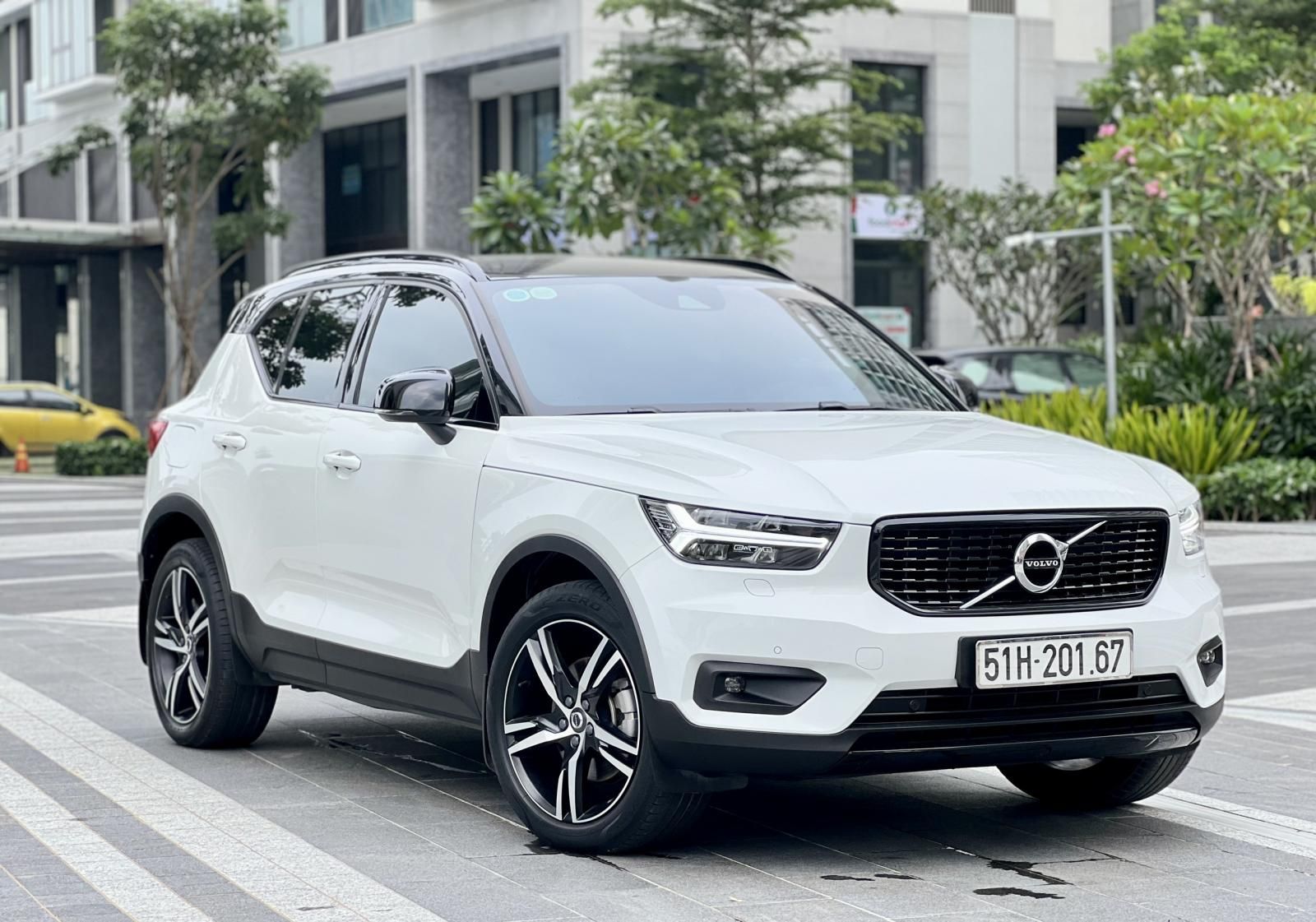 Volvo XC40 2019 - Màu trắng/nội thất đen