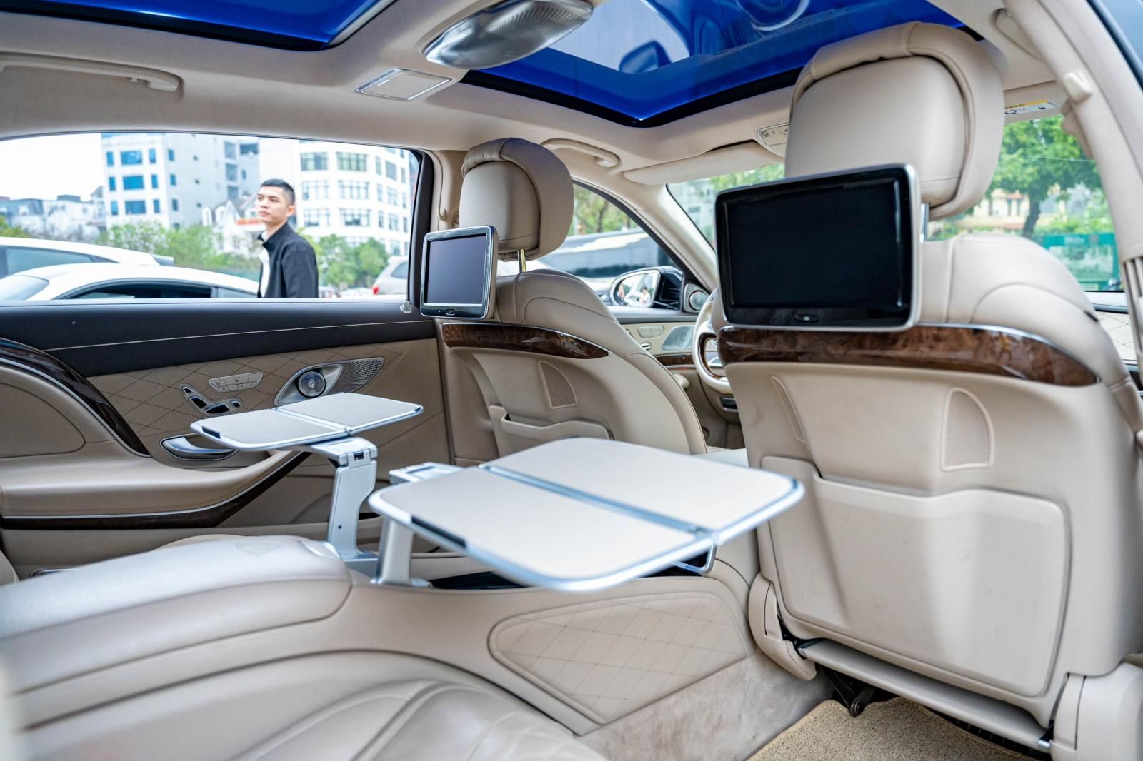 Mercedes-Maybach S 400 2016 - Màu đen