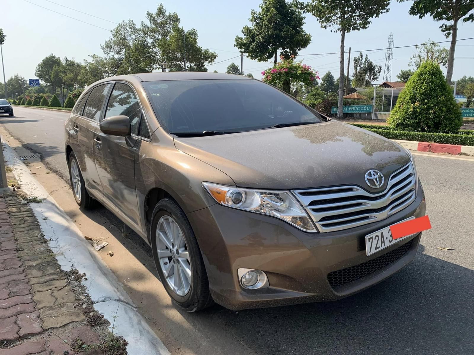 Toyota Venza 2009 - Xe màu nâu, xe nhập