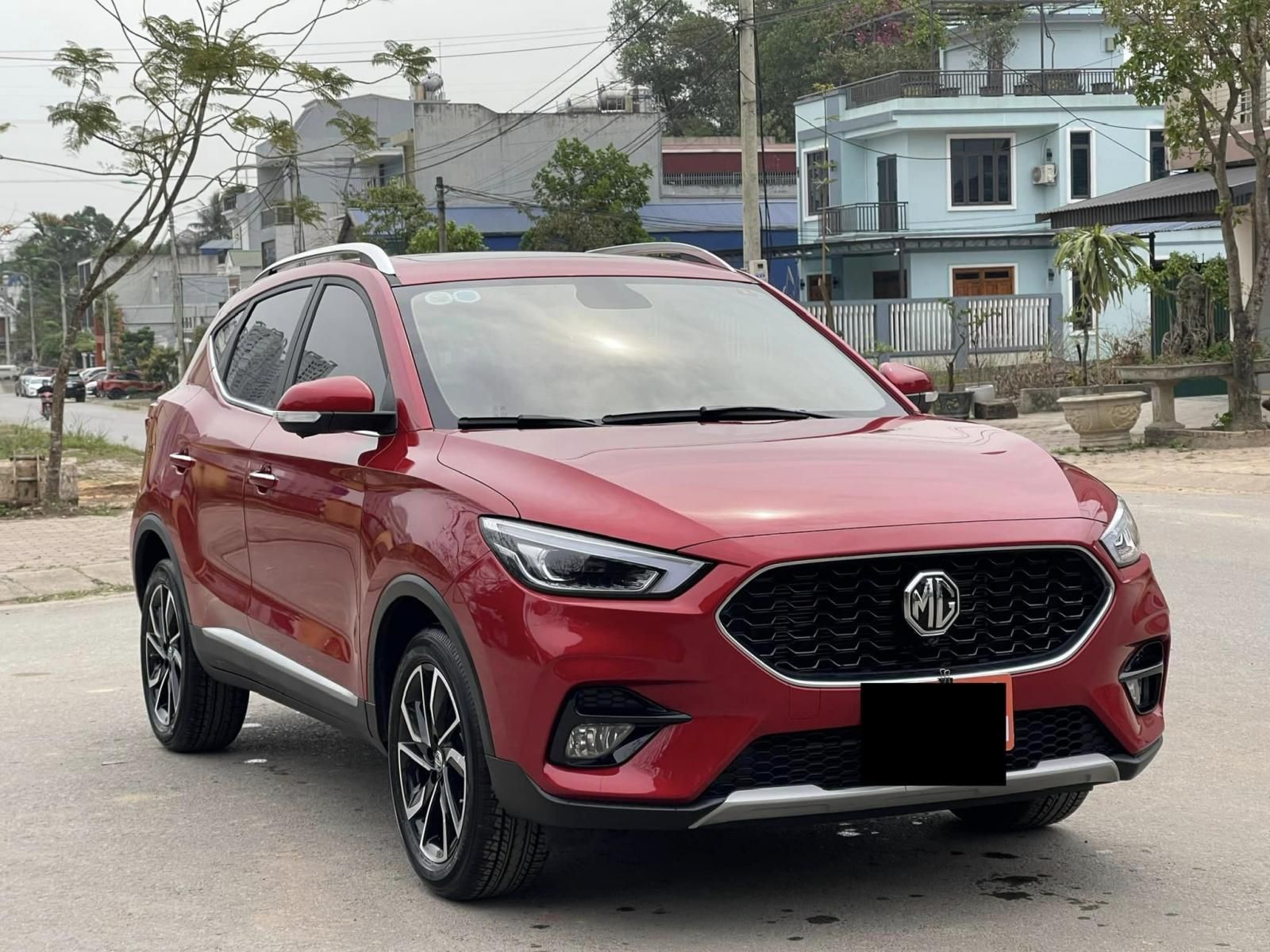 MG ZS 2020 - Màu đỏ