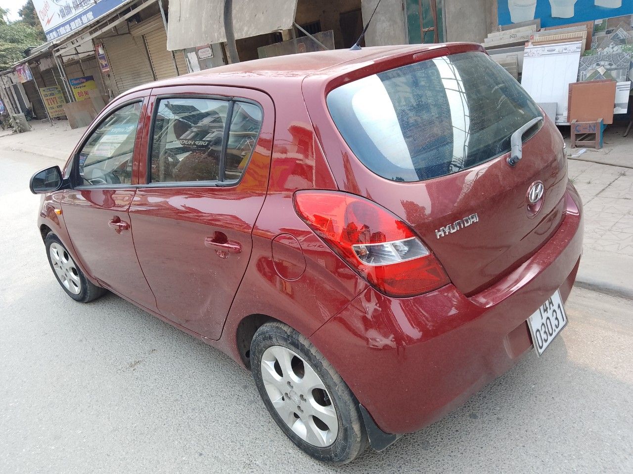 Hyundai i20 2011 - Màu đỏ, nhập khẩu nguyên chiếc, giá chỉ 258 triệu