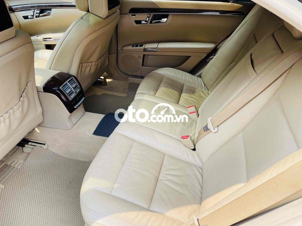 Mercedes-Benz S500 Mercedes S500 2010 Đi 8 vạn màu nâu nội thất kem 2010 - Mercedes S500 2010 Đi 8 vạn màu nâu nội thất kem