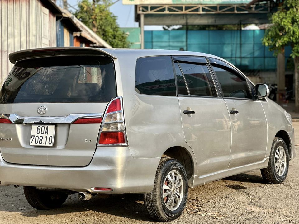 Toyota Innova 2013 - Xe số sàn