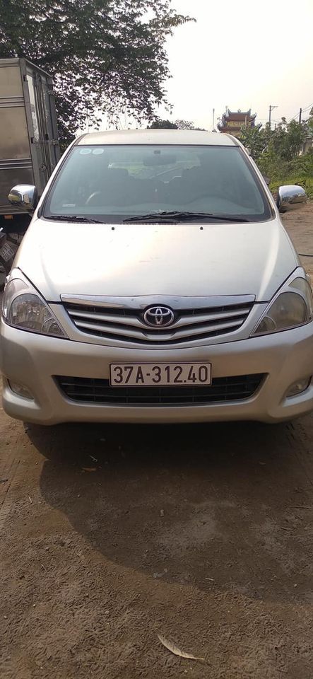 Toyota Innova 2011 - Toyota Innova 2011 tại Hà Nội