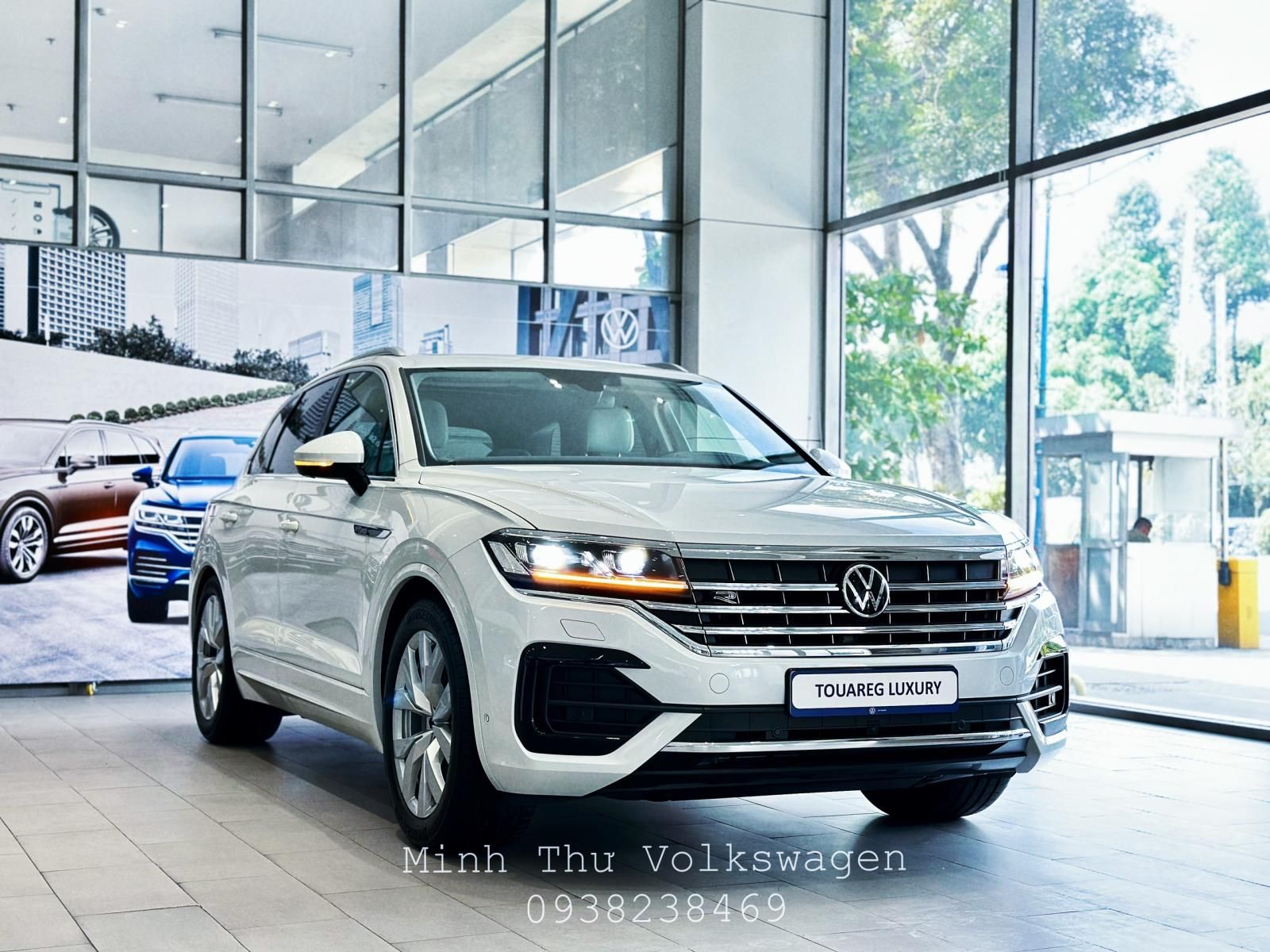 Volkswagen Touareg 2023 - Màu trắng có xe xem tại VW Sài Gòn - Mua xe Đức tặng du lịch Châu Âu