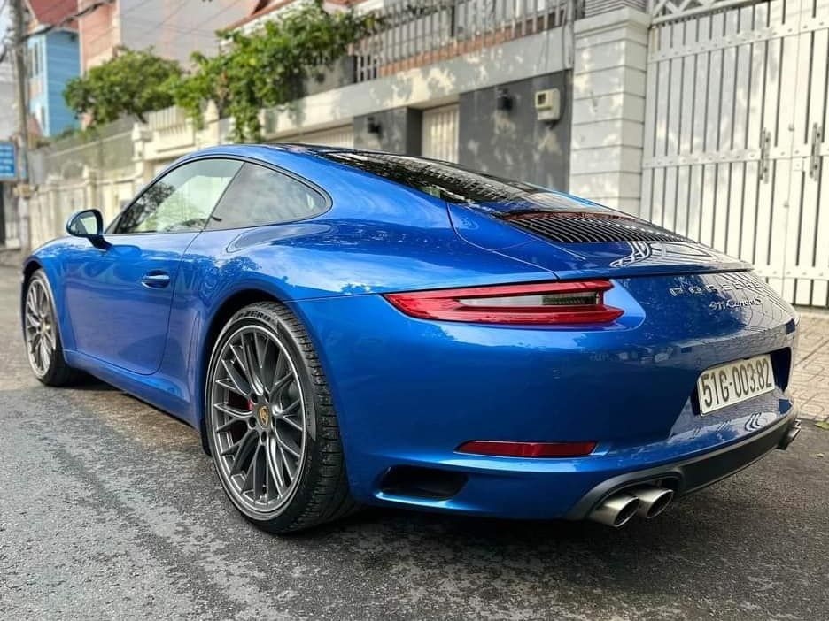 Porsche 911 2017 - Màu xanh lam, xe nhập