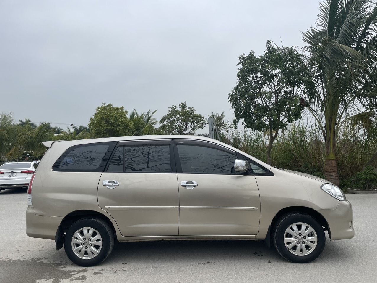 Toyota Innova 2011 - Xe gia đình 1 chủ từ mới, máy zin nguyên bản