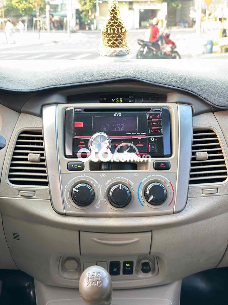 Toyota Innova Inova 2014 E MT 2014 - Inova 2014 E MT