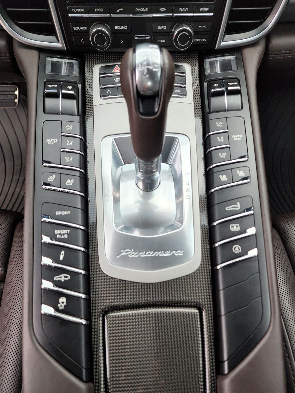 Porsche Panamera 2011 - Dòng Turbo, mới nhất VN, xe nhà trùm mền không chạy mới không đối thủ. Chạy cực phê, full option