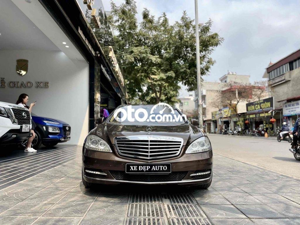 Mercedes-Benz S500 Mercedes S500 2010 Đi 8 vạn màu nâu nội thất kem 2010 - Mercedes S500 2010 Đi 8 vạn màu nâu nội thất kem