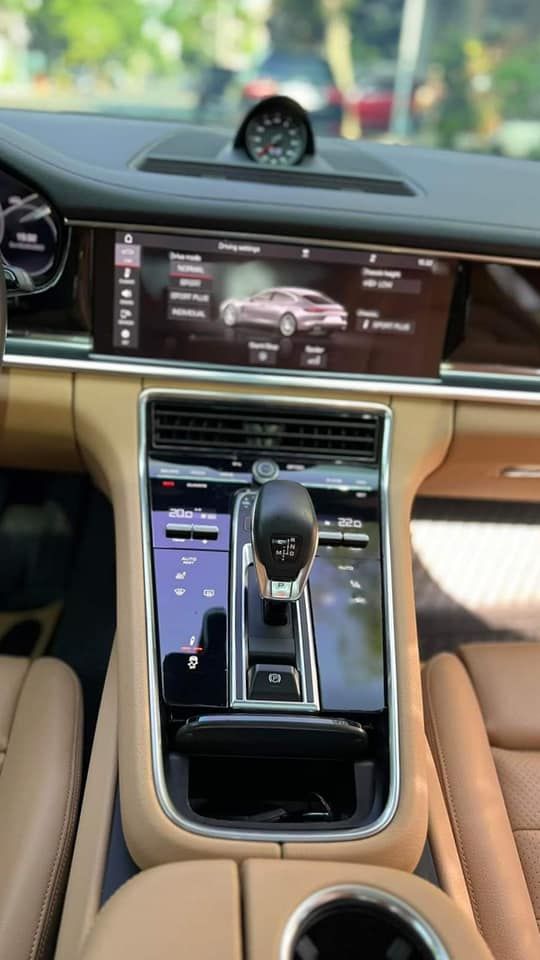 Porsche Panamera 2020 - Màu xanh lam, xe nhập