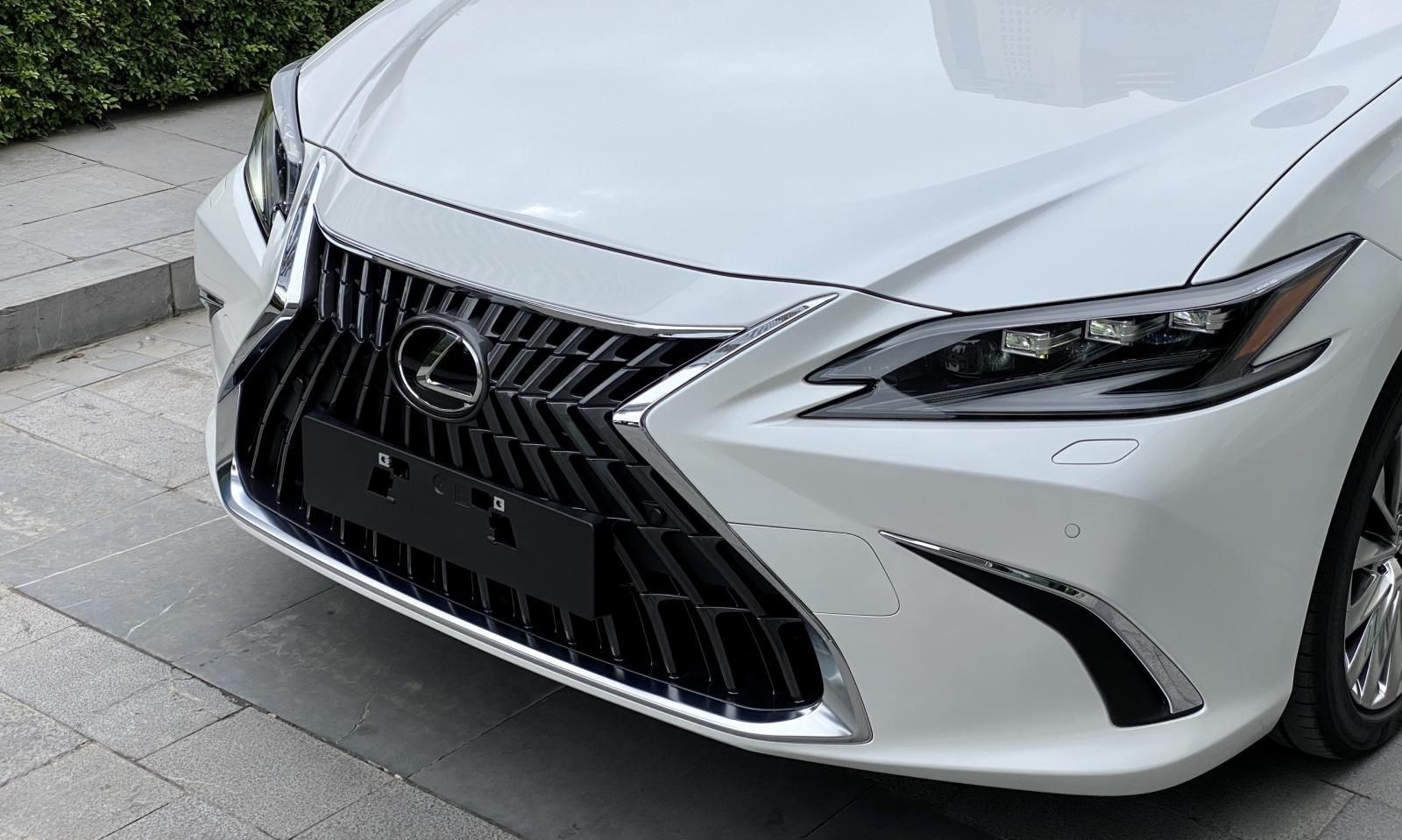 Lexus ES 250 2023 - Nhập khẩu nguyên chiếc chính hãng 100% Nhật Bản