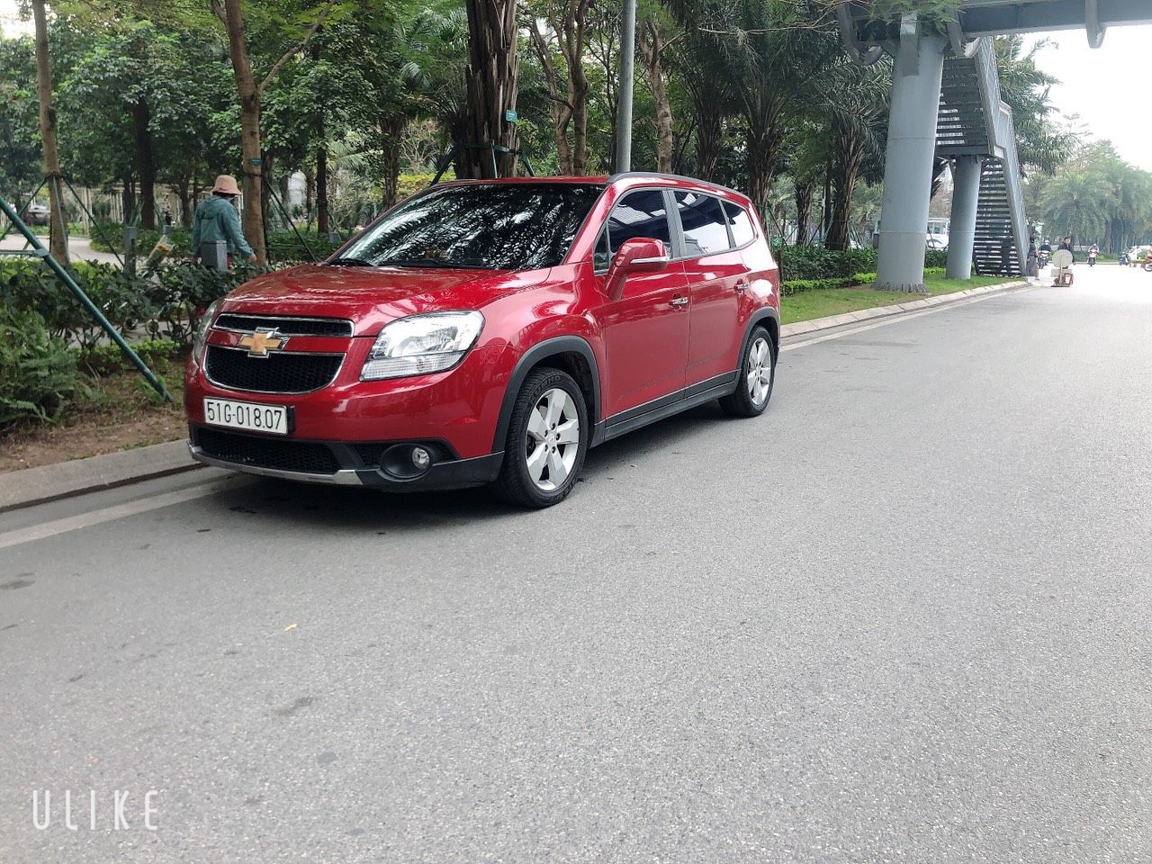 Chevrolet Orlando 2017 - Xe màu đỏ