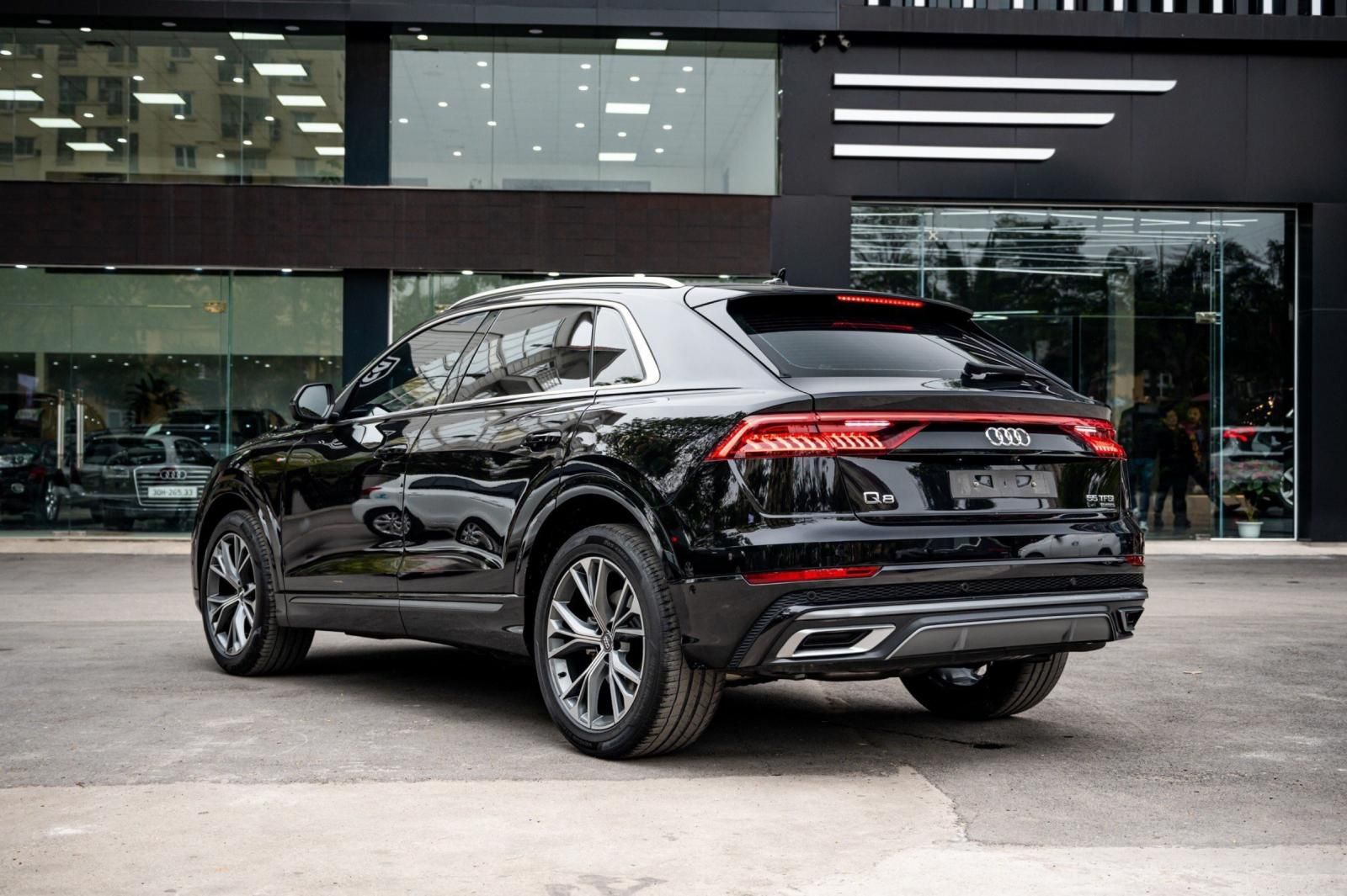 Audi Q8 2020 - Xe đẹp, 1 chủ từ đầu, hỗ trợ trả góp 70%