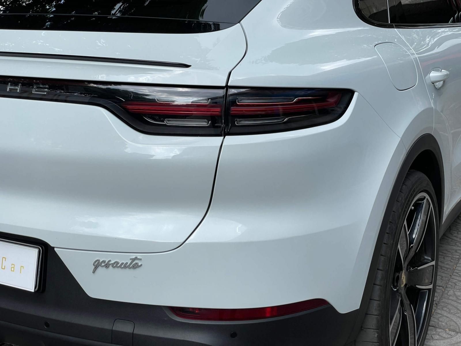 Porsche Cayenne 2020 - Màu trắng, xe nhập Đức