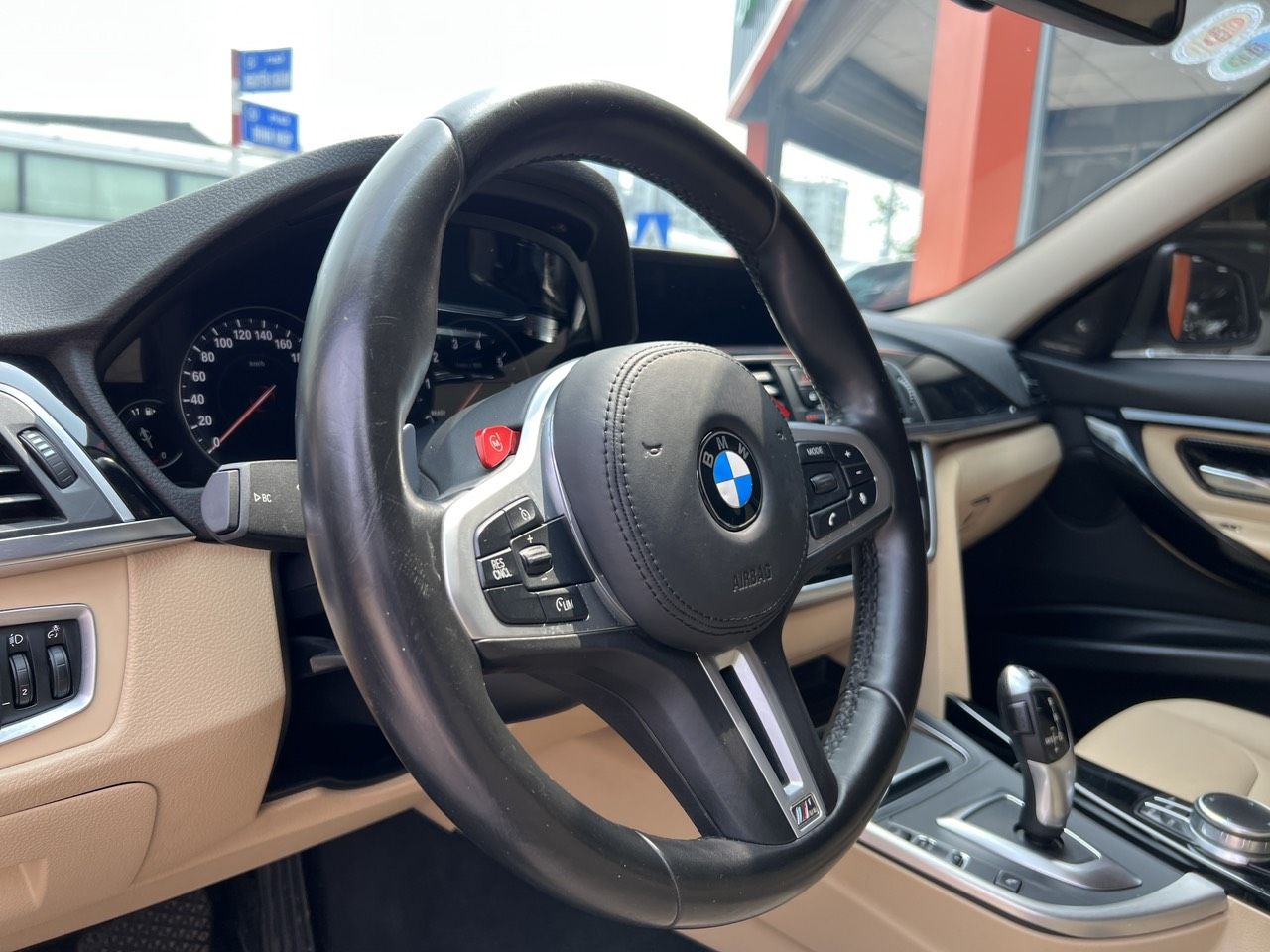 BMW 320i 2018 - Xe chất giá tốt