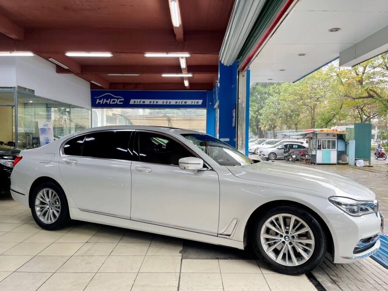 BMW 730Li 2018 - Màu trắng, nhập khẩu nguyên chiếc