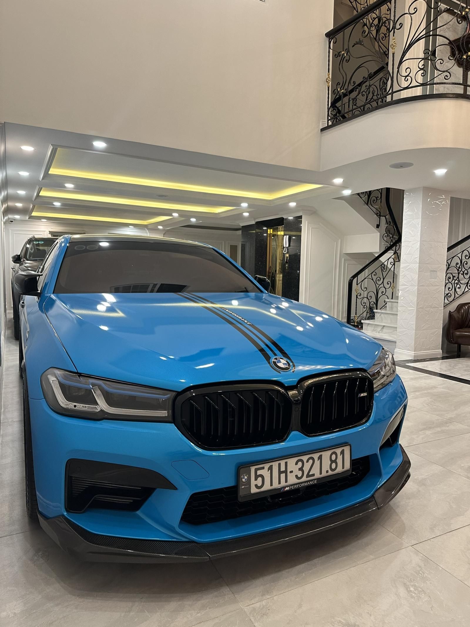 BMW 520i 2018 - Xe ĐKLĐ 2020