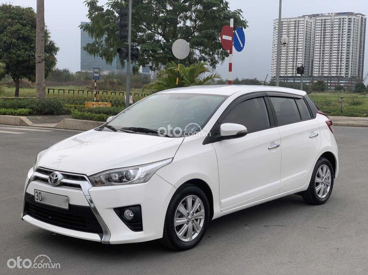 Toyota Yaris 2014 - Xe mới 95% giá 419tr