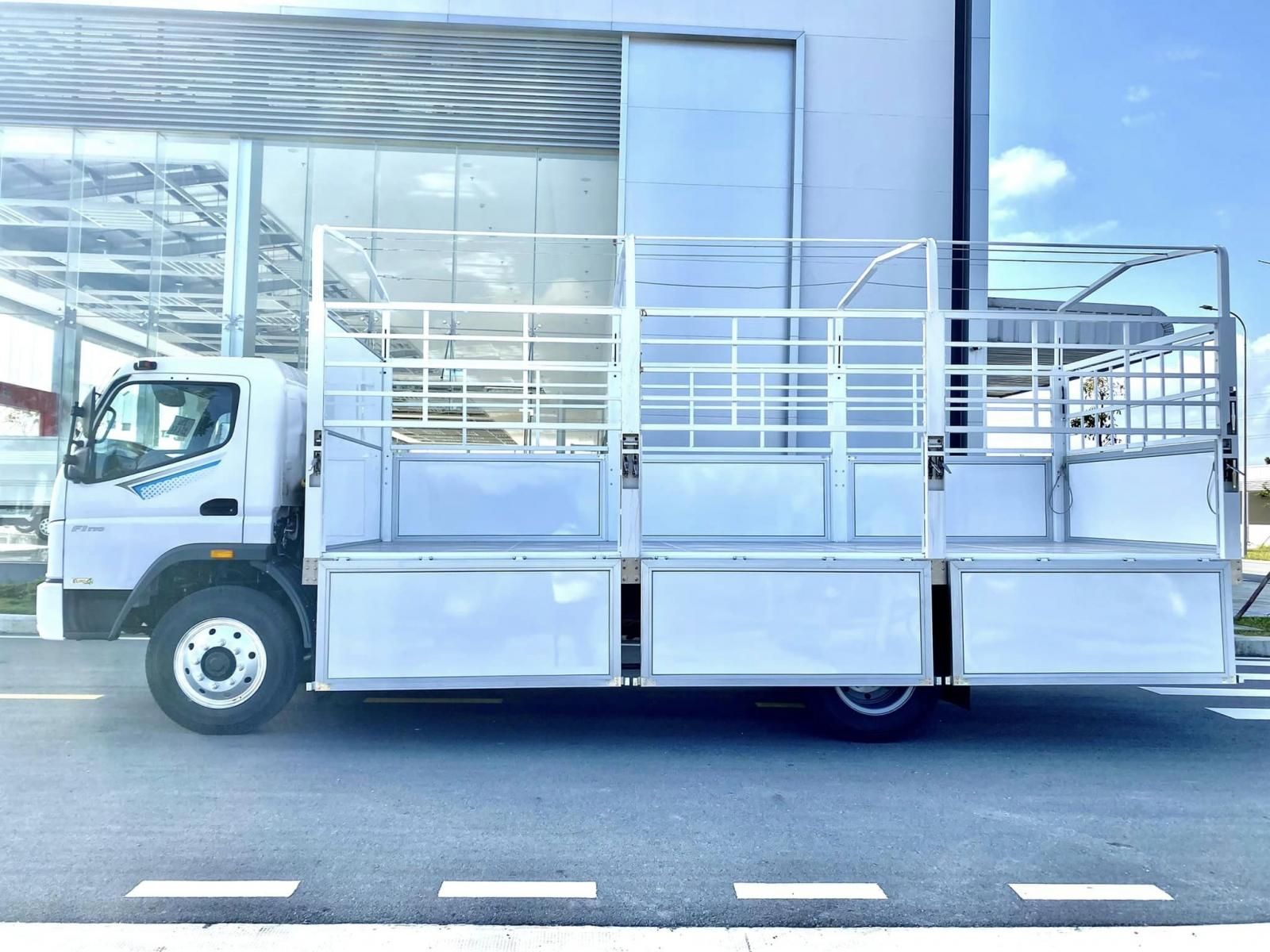 Mitsubishi Fuso 2023 - Xe có sẵn