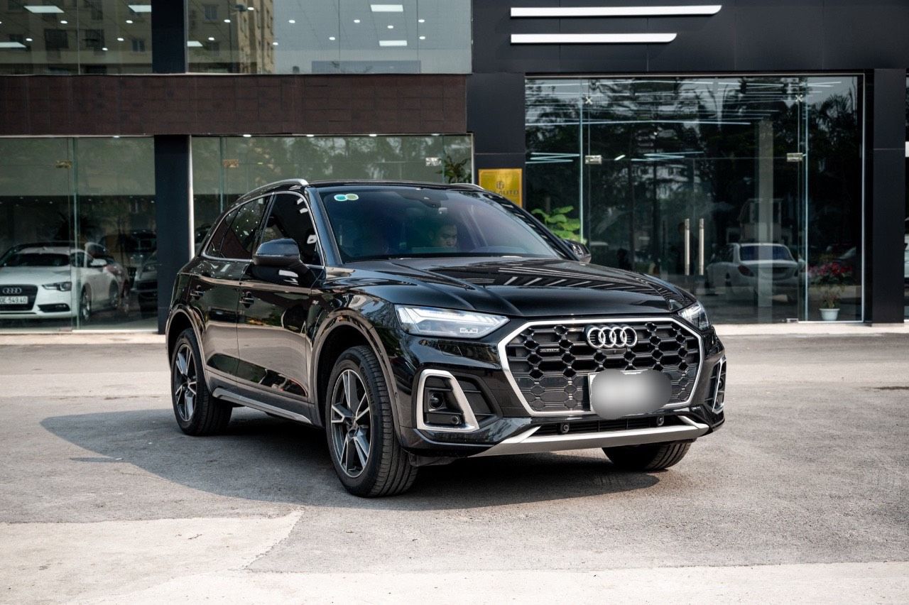 Audi Q5 2021 - Xe siêu lướt, trang bị full options, Hỗ trợ trả góp 70%