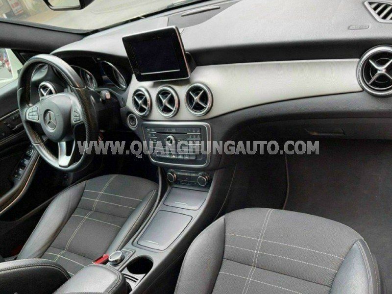 Mercedes-Benz CLA 200 2015 - Xe rất đẹp, nhập khẩu