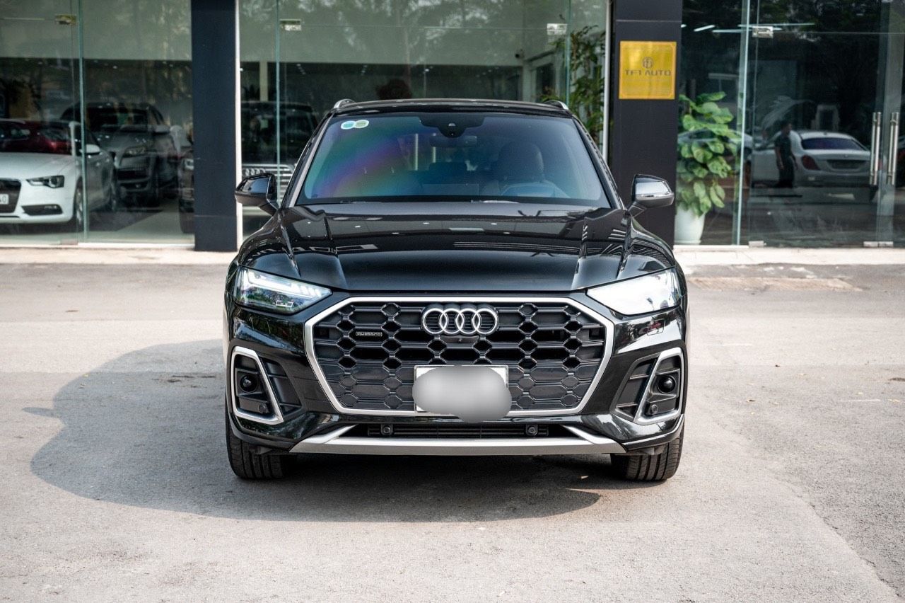 Audi Q5 2021 - Xe siêu lướt, trang bị full options, Hỗ trợ trả góp 70%