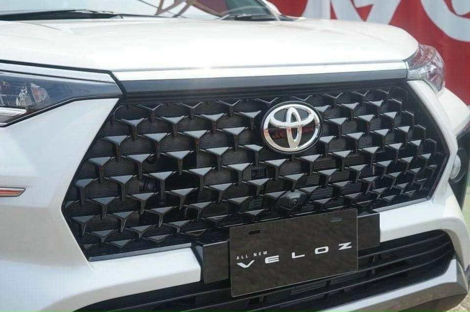 Toyota Veloz Cross 2022 - Xe mới chính hãng, ưu đãi hấp dẫn. Trưng bày tại đại lý hoành tráng bậc nhất Việt Nam
