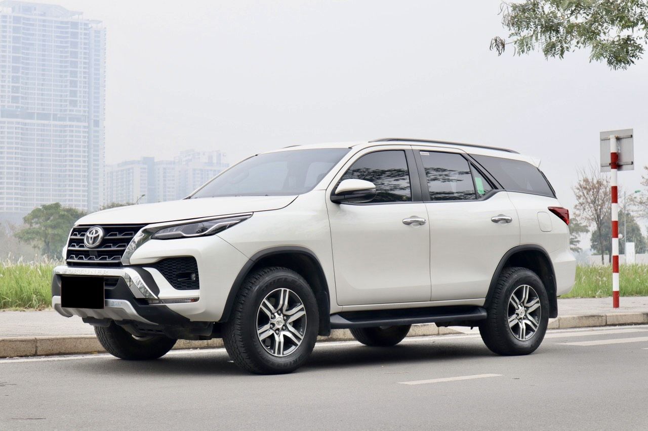 Toyota Fortuner 2021 - Đăng ký 2021, xe nhập, giá chỉ 1 tỷ 70tr