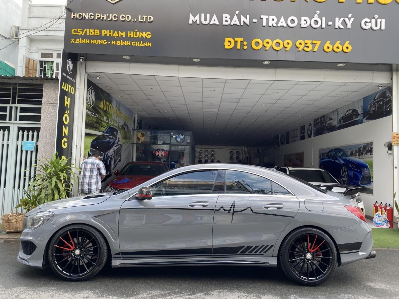 Mercedes-Benz CLA 250 2015 - Xe màu xám giá cạnh tranh