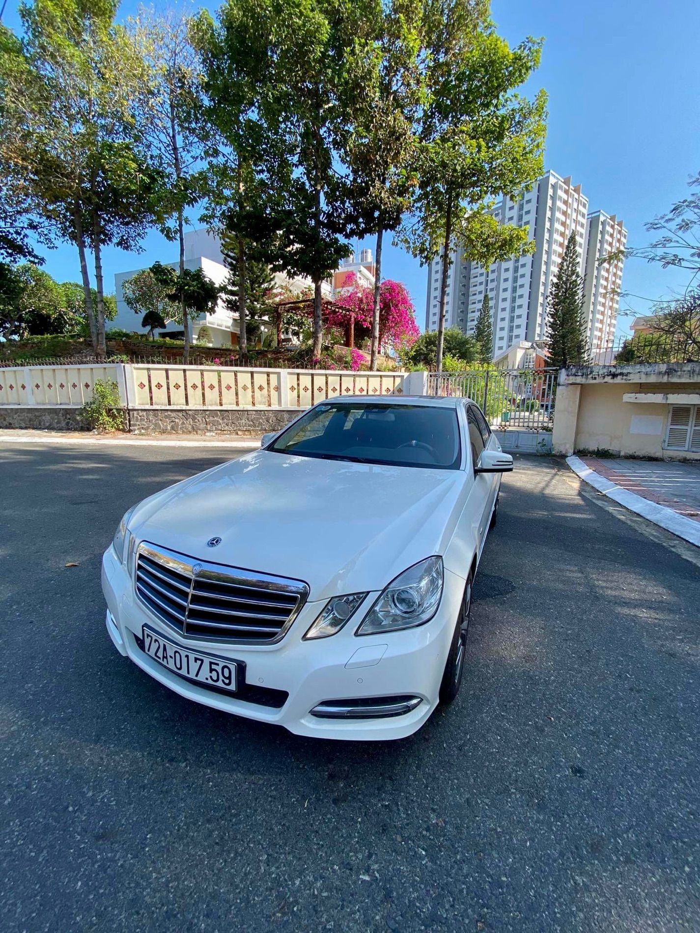 Mercedes-Benz E250 2012 - Đăng ký 2012, nhập khẩu, giá 499tr