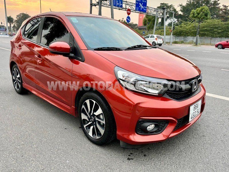 Honda Brio 2021 - Xe màu đỏ, xe nhập, giá cực tốt