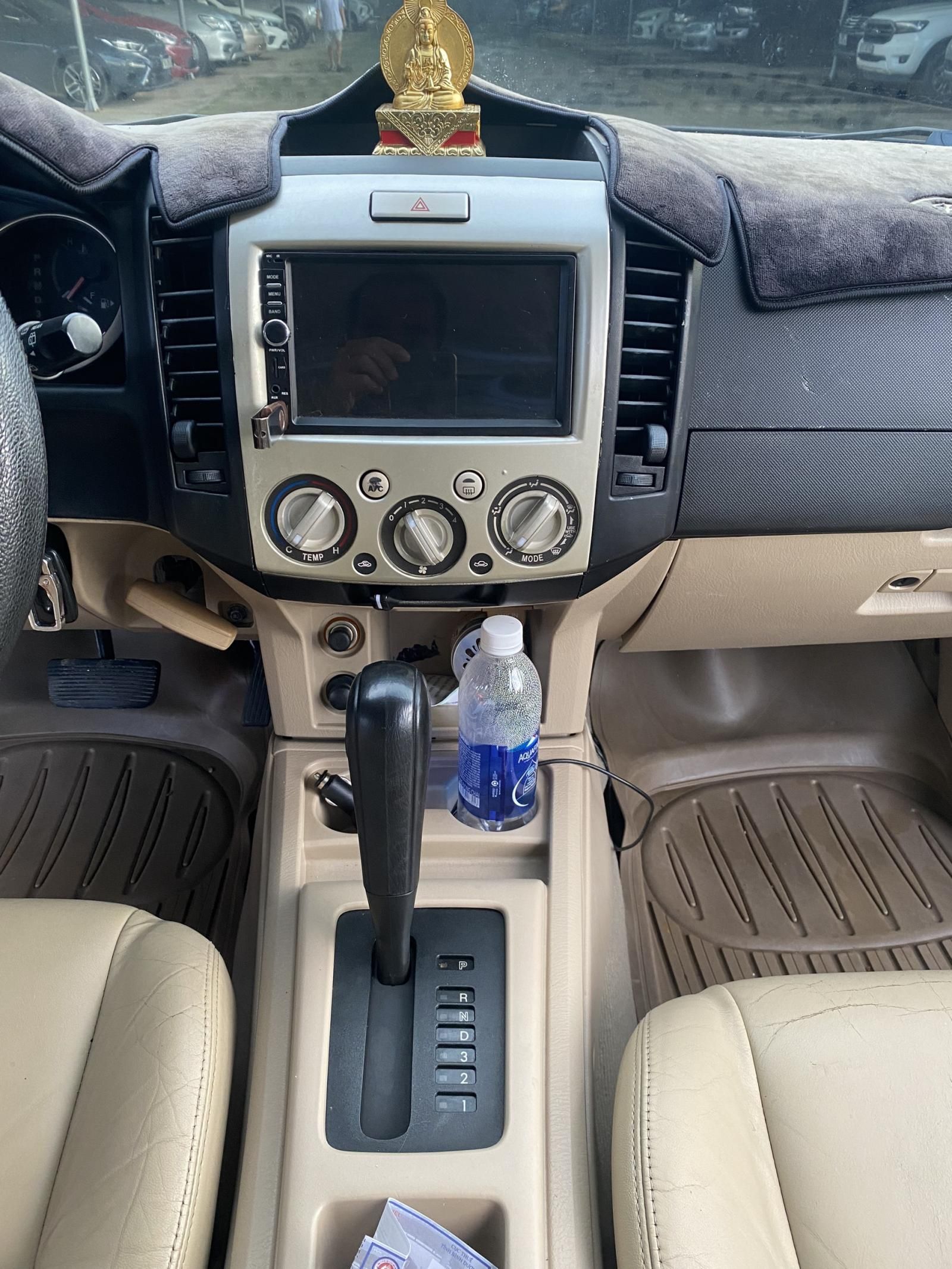 Ford Everest 2009 - Xe màu đen