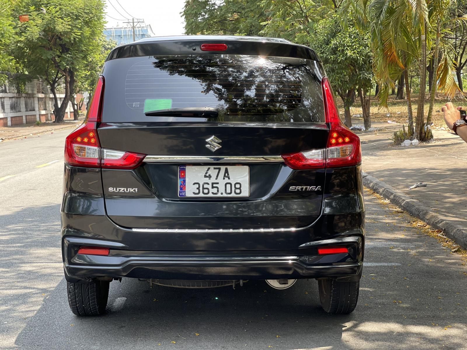 Suzuki 2019 - Xe màu đen