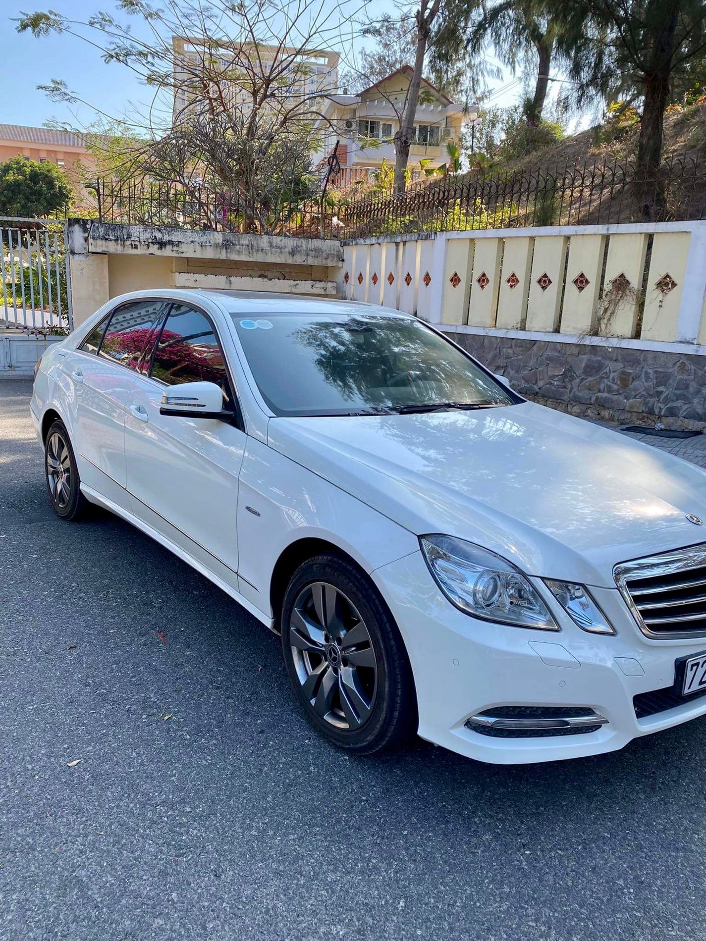 Mercedes-Benz E250 2012 - Đăng ký 2012, nhập khẩu, giá 499tr