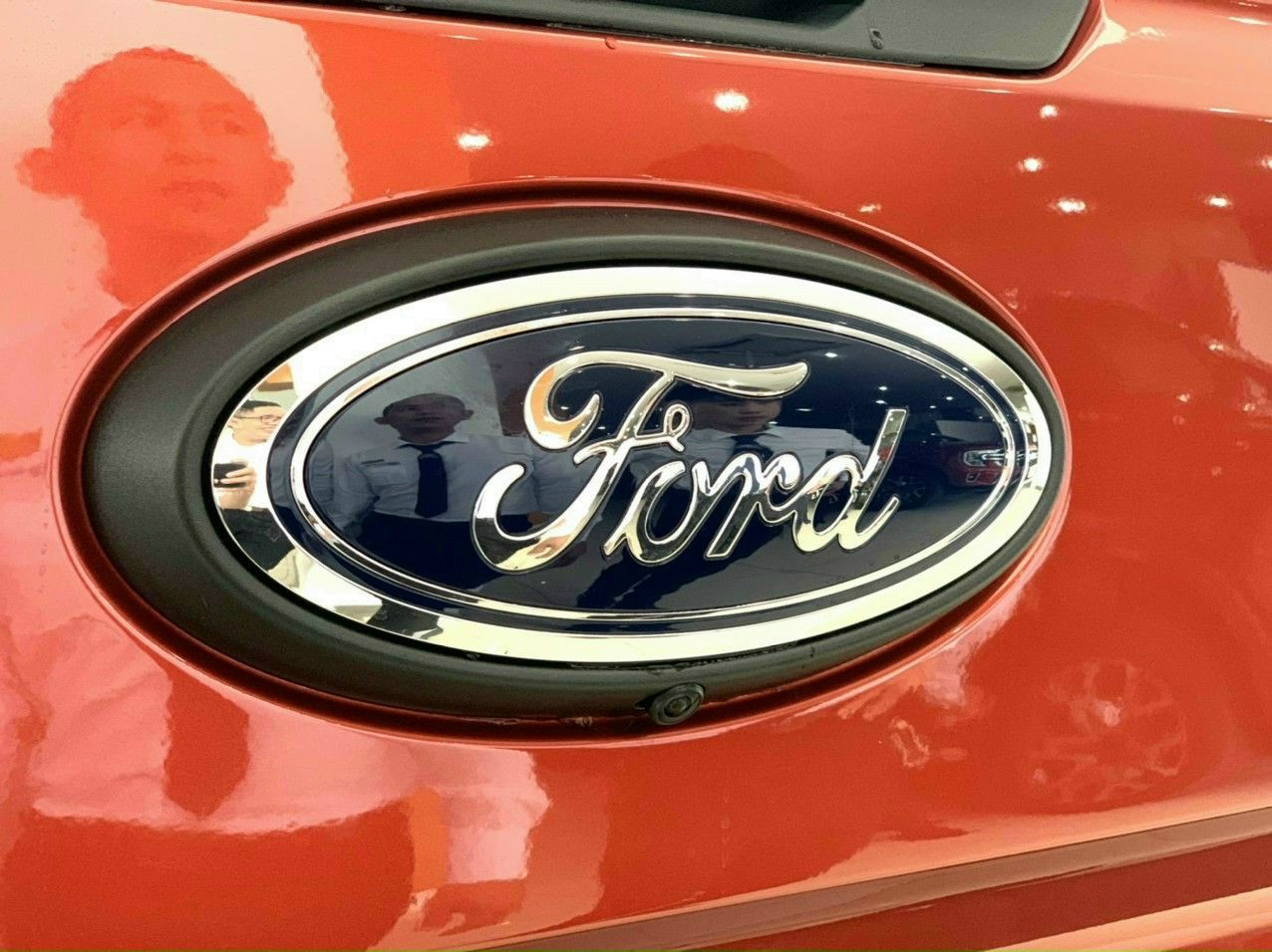 Ford Ranger 2023 - Đỏ cam