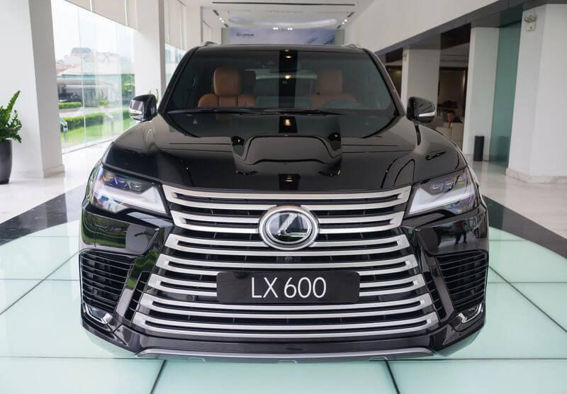 Lexus LX 600 2022 - Mới 100%, giá tốt - Xe sẵn giao ngay không phải chờ