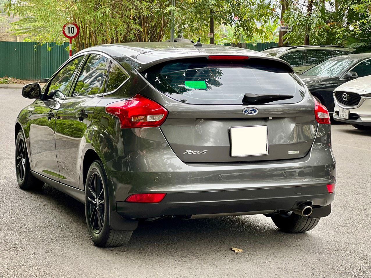 Ford Focus 2019 - Bán xe đăng ký lần đầu 2019, xe gia đình, giá chỉ 425tr