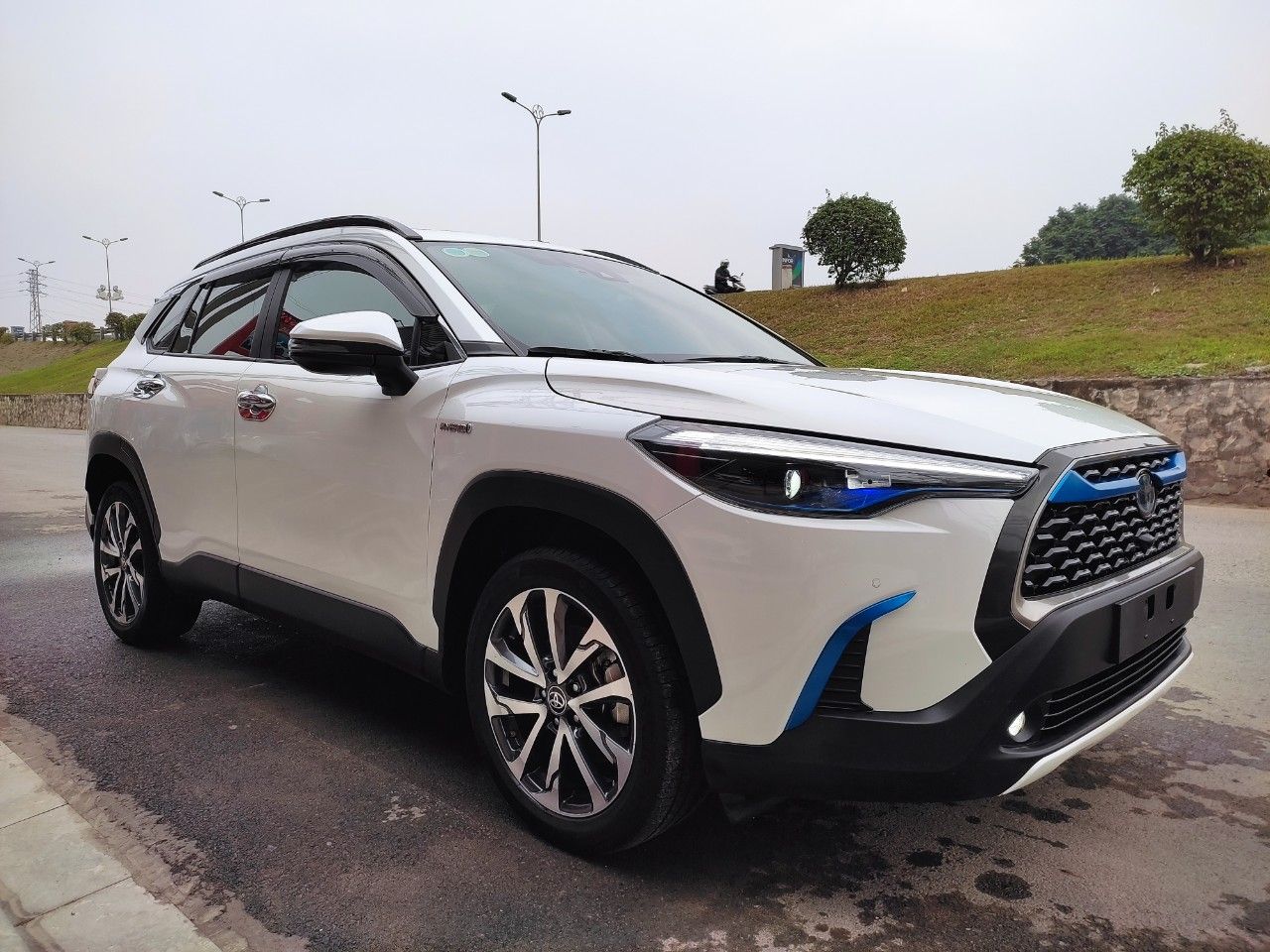 Toyota Corolla Cross 2020 - Phiên bản Hybrid cực kỳ tiết kiệm nhiên liệu