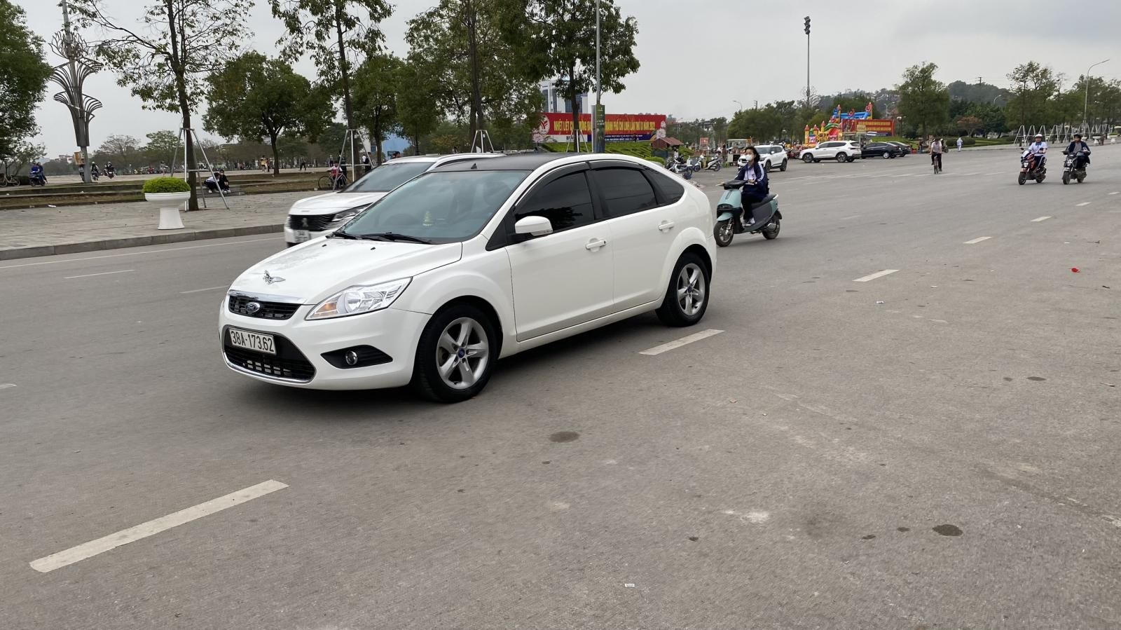 Ford Focus 2012 - Xe đẹp, giá tốt, trang bị full options, chủ đi giữ gìn