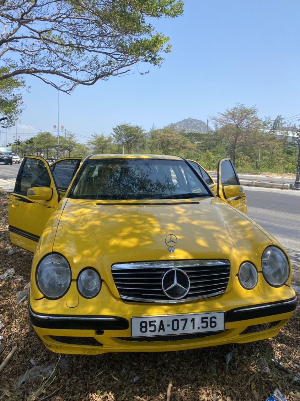 Mercedes-Benz E240 2003 - Xe ngon máy êm bao đi Nam Bắc