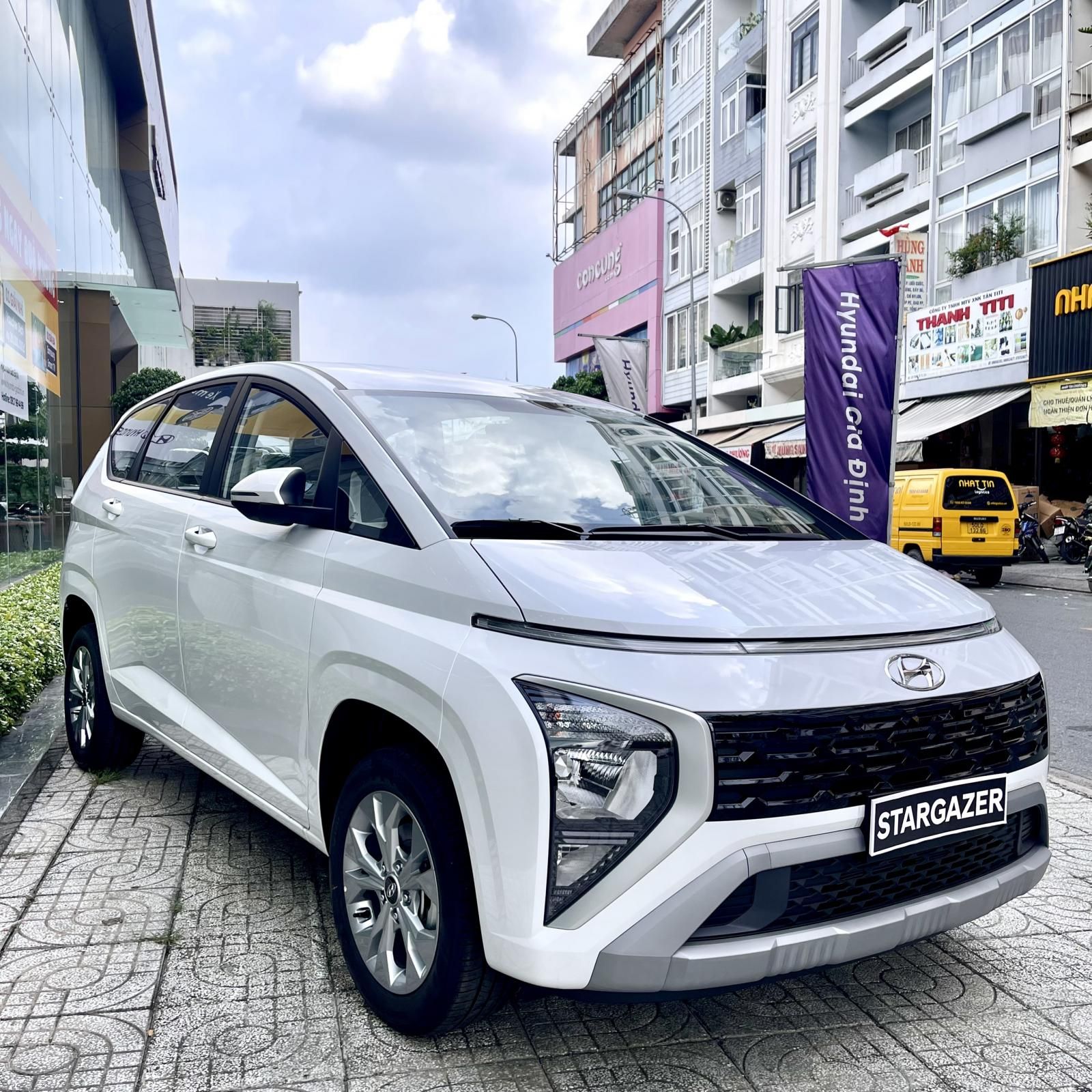 Hyundai Stargazer 2022 - Giảm ngay 7xtr + phụ kiện