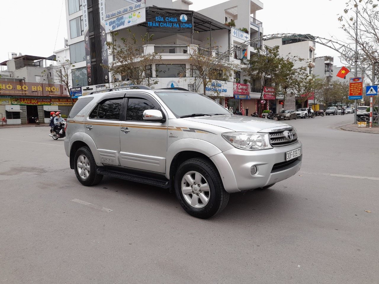 Toyota Fortuner 2011 - Xe đẹp, giá tốt - Xe trang bị full options