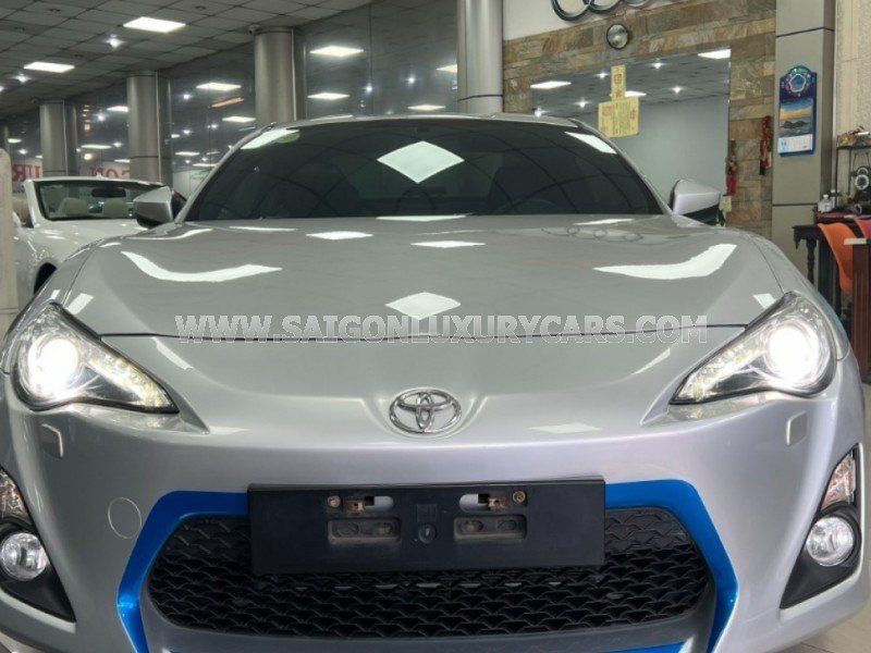 Toyota 86 2012 - Màu bạc, xe nhập