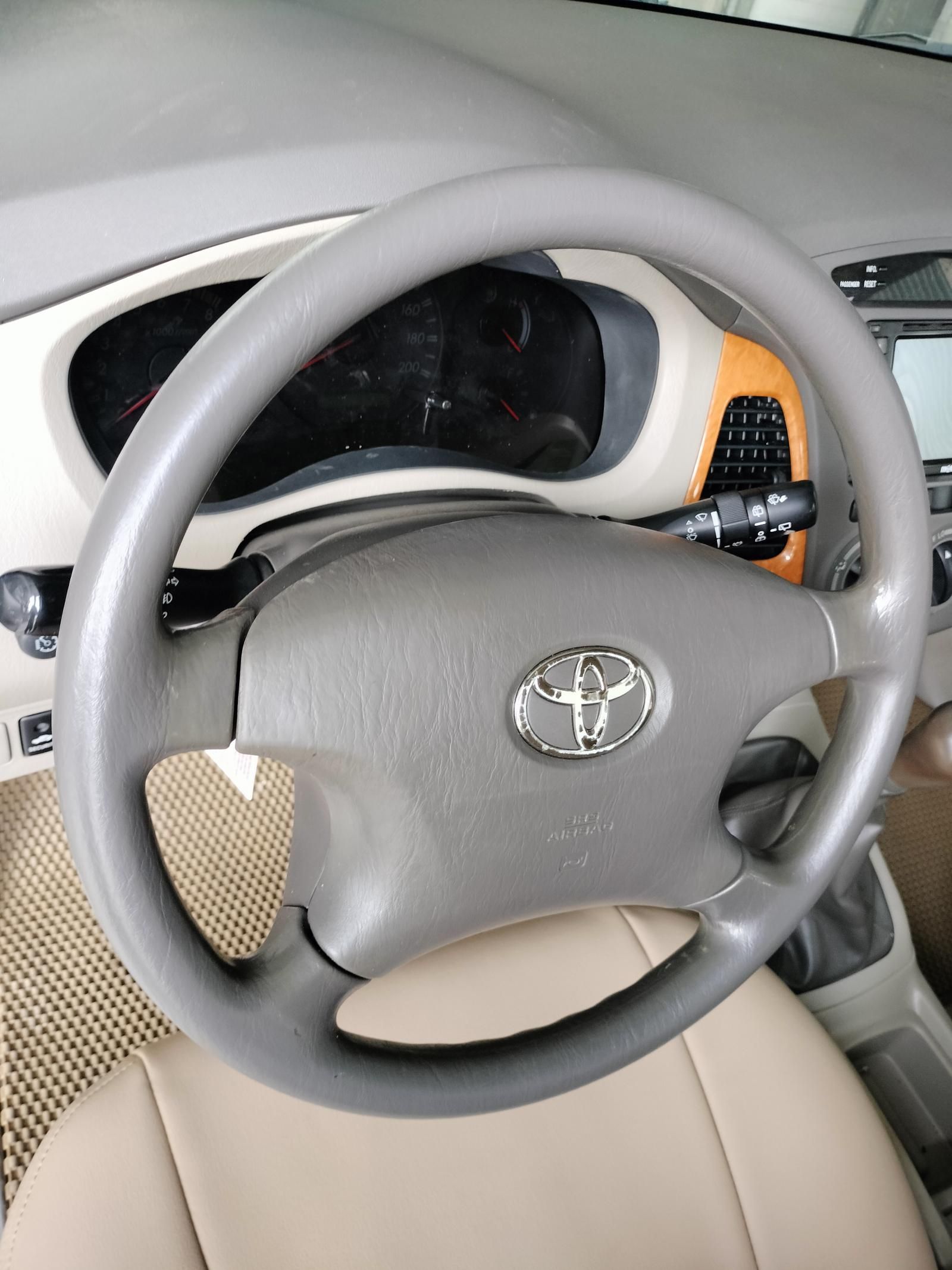 Toyota Innova 2011 - Xe đẹp xuất sắc