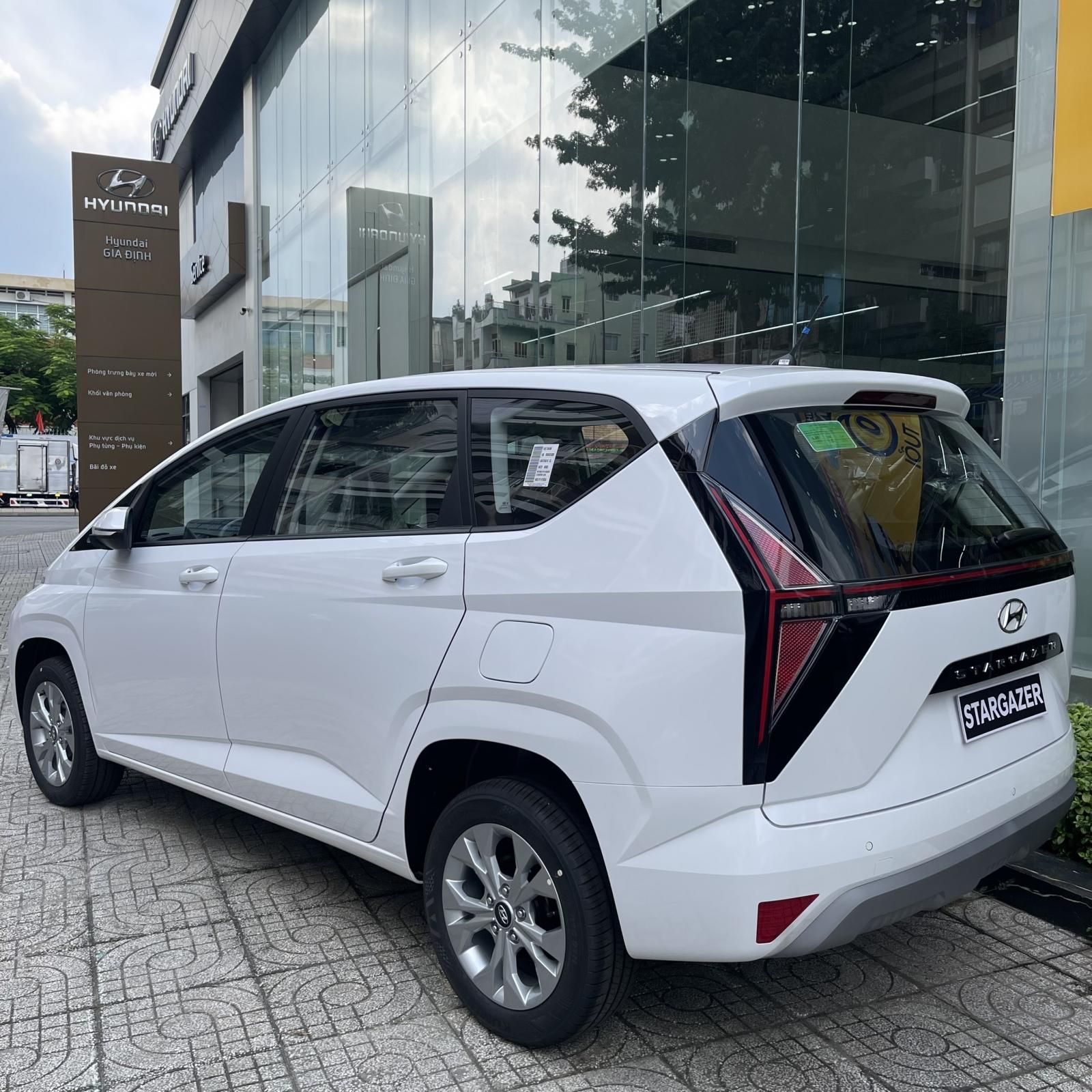 Hyundai Stargazer 2022 - Giảm ngay 7xtr + phụ kiện