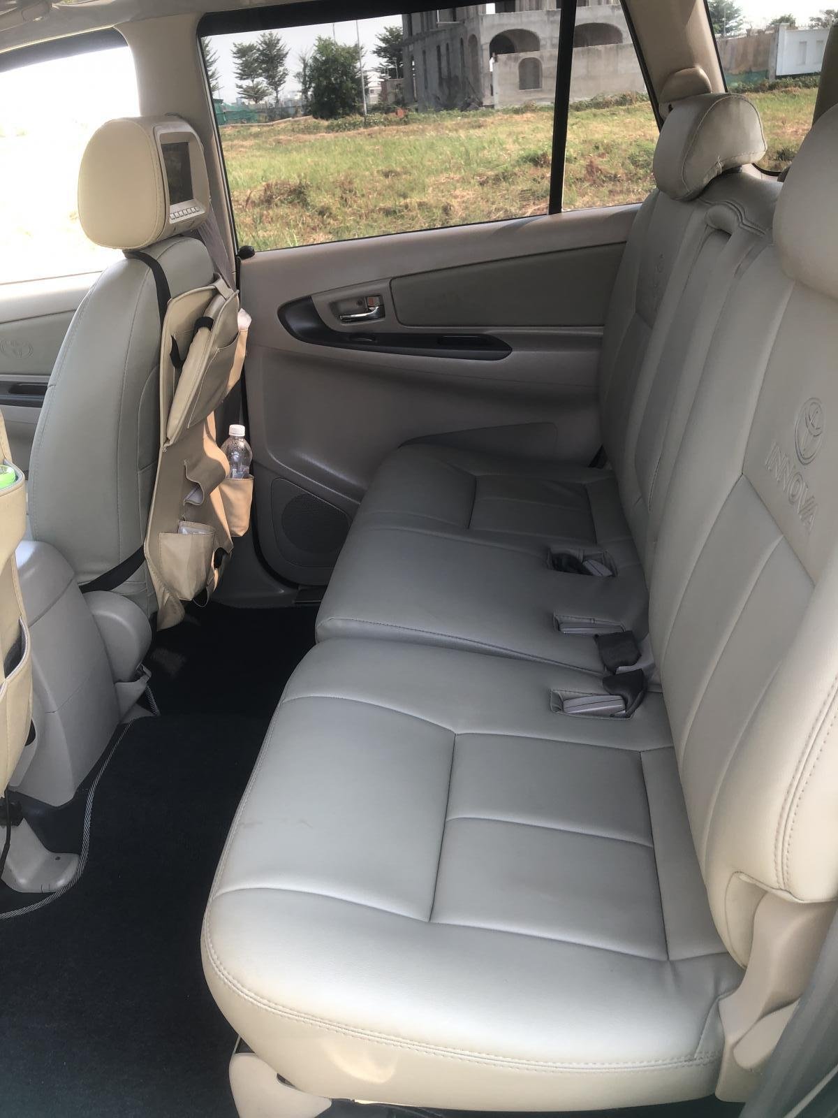 Toyota Innova 2015 - Số sàn, full phụ kiện