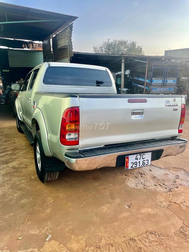 Toyota Hilux hilxu 2011 2 cầu máy dầu 2011 - hilxu 2011 2 cầu máy dầu