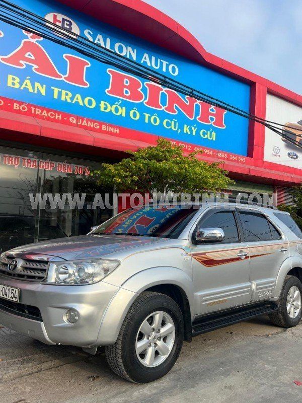 Toyota Fortuner 2009 - Màu bạc