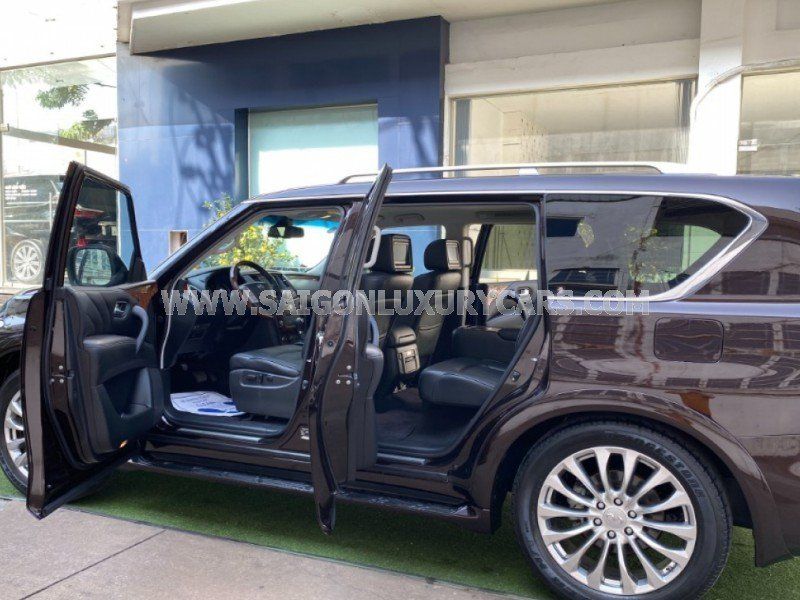 Infiniti QX80 2015 - Màu đen, nhập khẩu nguyên chiếc